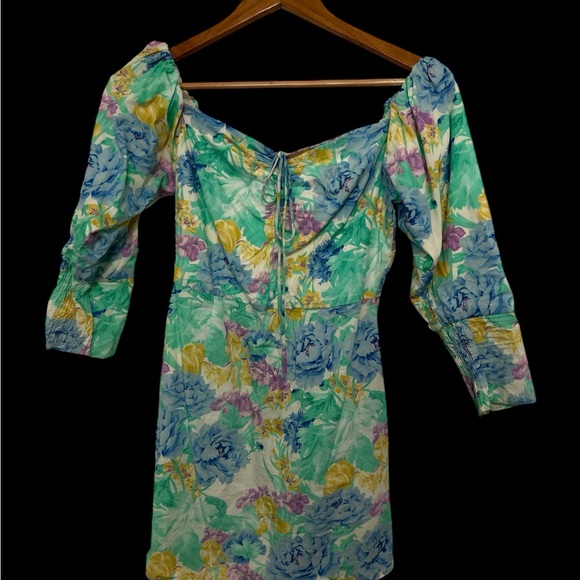 Zara Dresses & Skirts - Zara XS Floral Off-Shoulder Dress